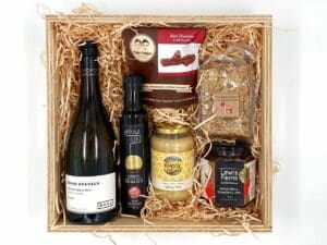 Horowhenua Gift Box with wine