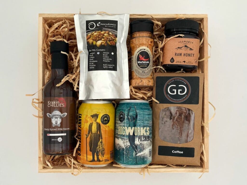 Tasty Taranaki Gift Box With Beer (Medium Size)