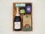 Canterbury & Christchurch Gift Box With Sparkling Wine Medium Size