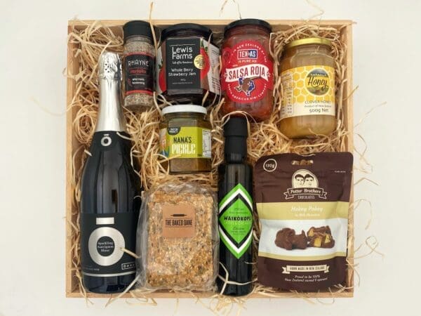 Manawatu-Whanganui Gift Box Large Sparkling Wine