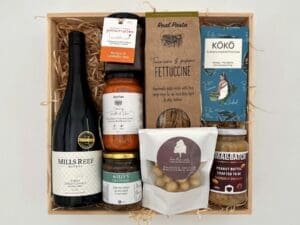 Bountiful Bay Of Plenty Gift Box Large Syrah Red Wine