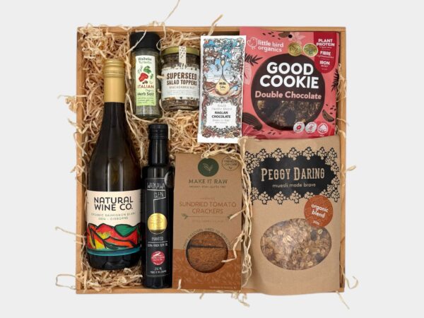 Organic Gift Box With White Wine