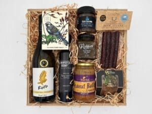Scrumptious Southland Gift Box Large With Pinot Gris White Wine