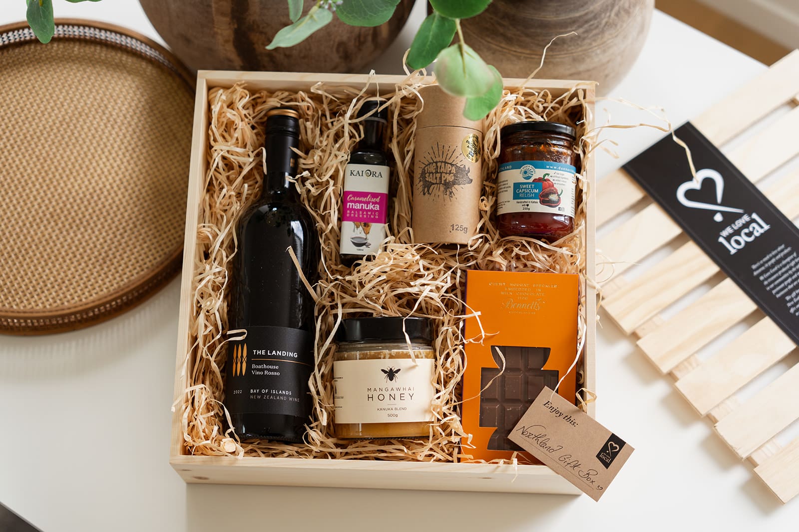 We love Local Northland Gift Box